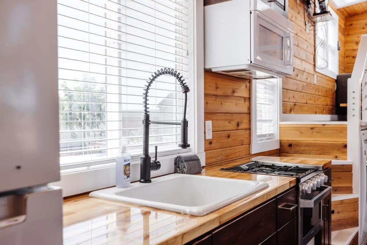 Harrington Tiny House Villa Apple Valley ภายนอก รูปภาพ